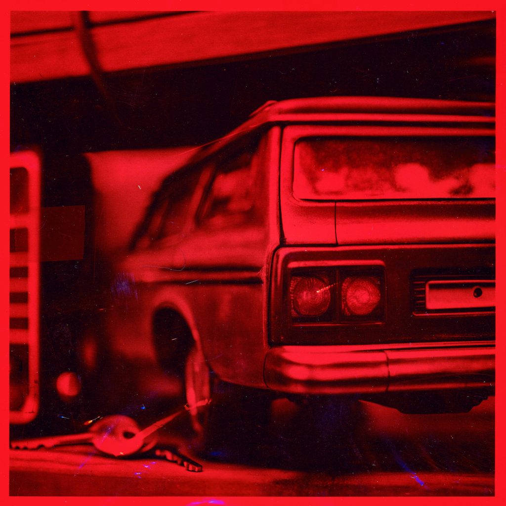 Elliot Moss – Hearts Lose【88.2kHz／24bit】英国区-OppsUpro音乐帝国