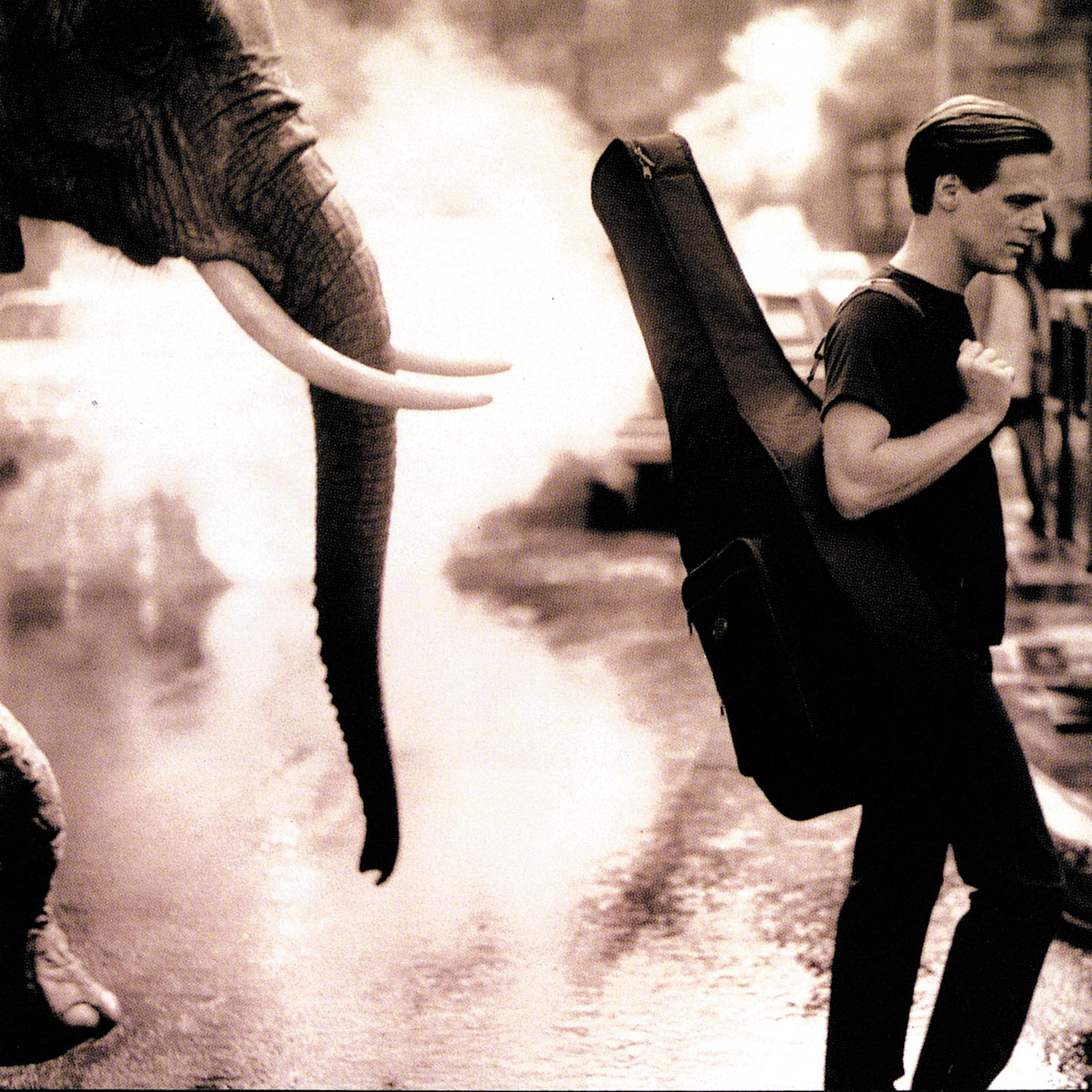 Bryan Adams – On A Day Like Today【44.1kHz／16bit】荷兰区-OppsUpro音乐帝国