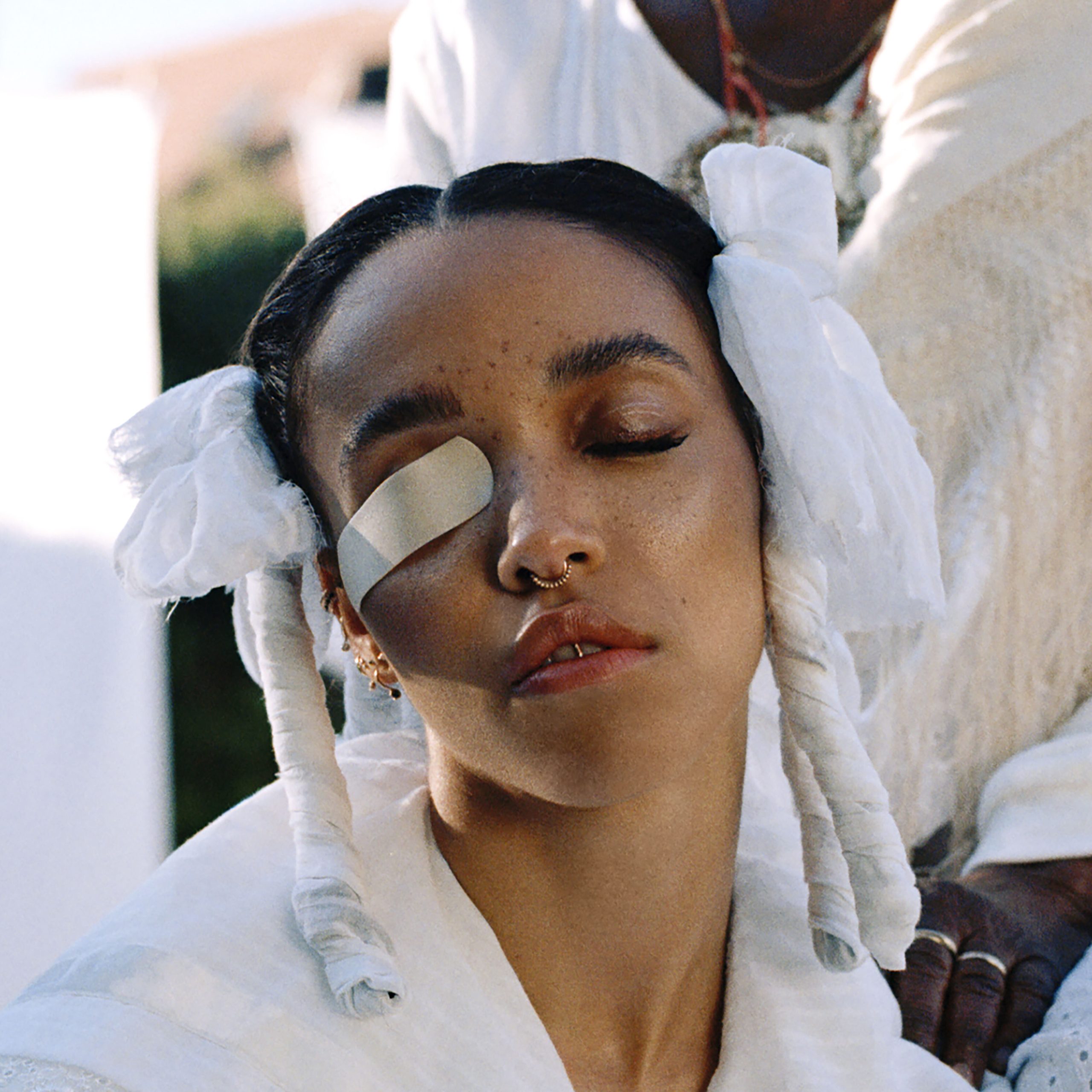 FKA twigs – home with you【44.1kHz／16bit】爱尔兰区-OppsUpro音乐帝国